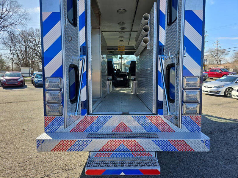 1992 Ford Stripped Chassis