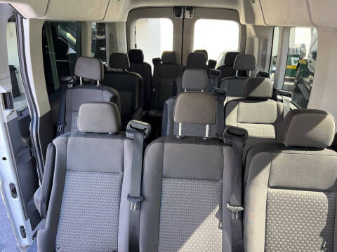 2023 Ford Transit 350 XLT