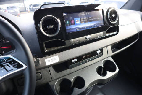 2025 Mercedes-Benz Sprinter