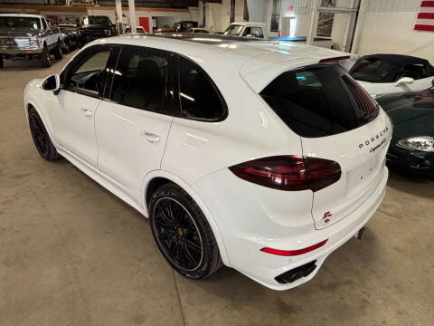 2016 Porsche Cayenne GTS