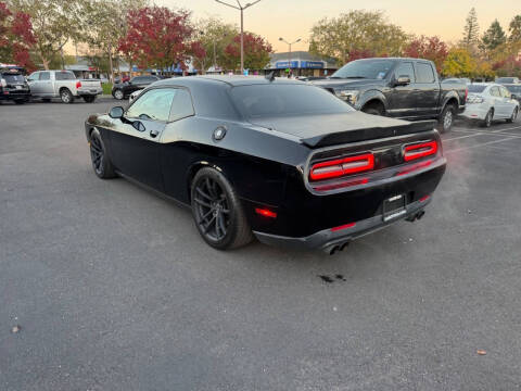 2017 Dodge Challenger T/A 392
