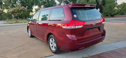 2014 Toyota Sienna L 7-Passenger
