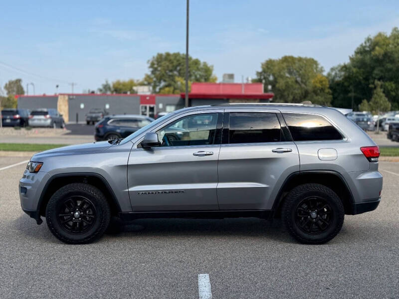 2019 Jeep Grand Cherokee Laredo E
