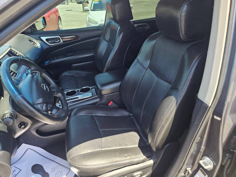 2014 Nissan Pathfinder Platinum