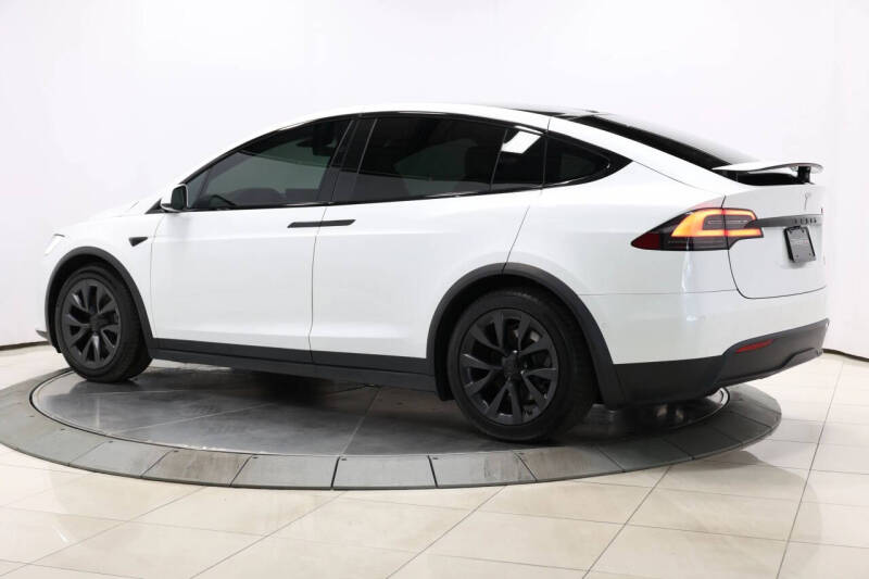 2022 Tesla Model X Plaid