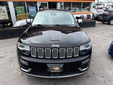 2017 Jeep Grand Cherokee Summit