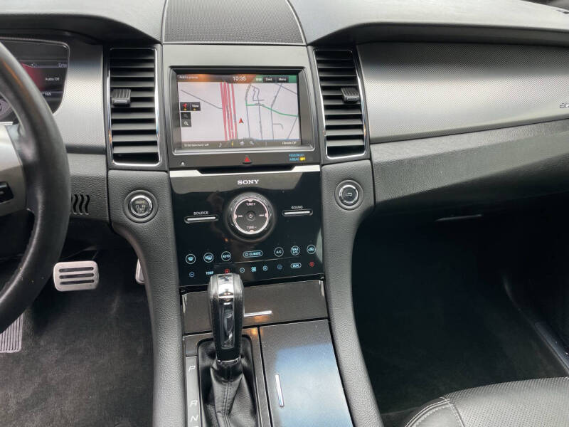 2015 Ford Taurus SHO