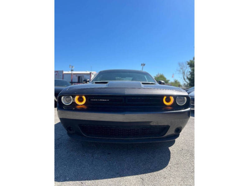 2016 Dodge Challenger SXT