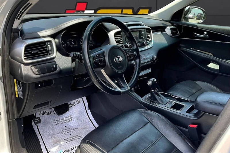 2016 Kia Sorento LX V6