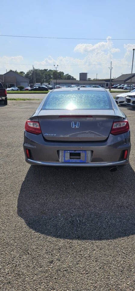 2015 Honda Accord for sale at URIEL's AUTOMOTIVE LLC in Middletown, OH