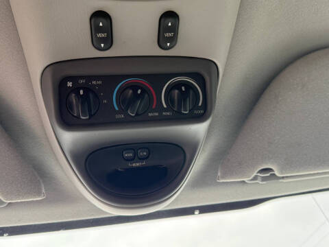 2005 Ford Excursion XLT