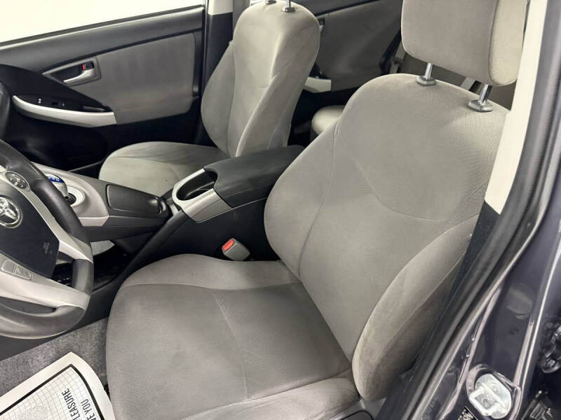 2015 Toyota Prius Three