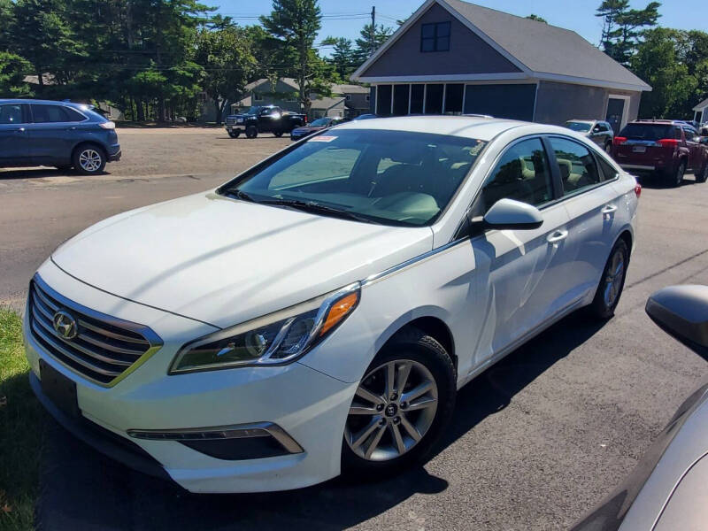 2015 Hyundai Sonata for sale at Topham Automotive Inc. in Middleboro MA