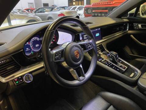 2018 Porsche Panamera