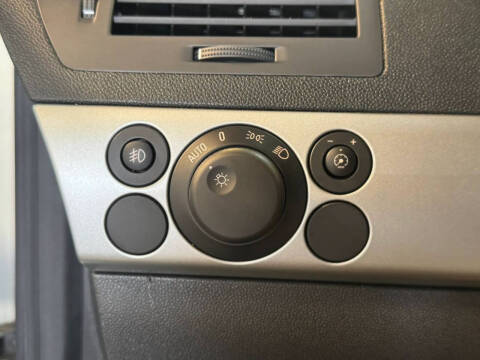 2008 Saturn Astra XR