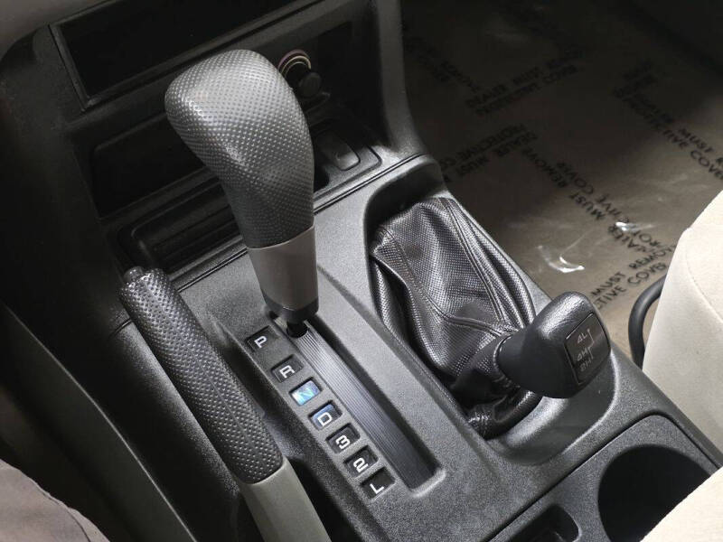 2002 Mitsubishi Montero XLS