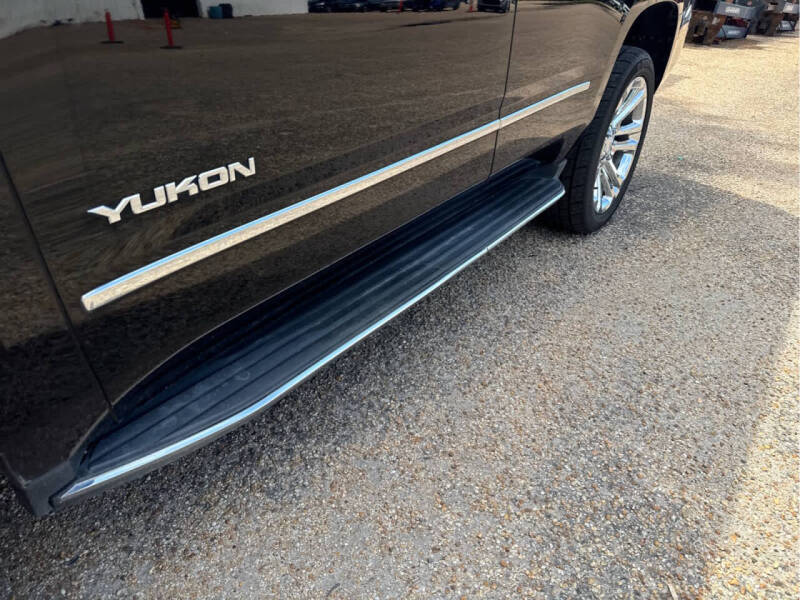 2017 GMC Yukon SLT