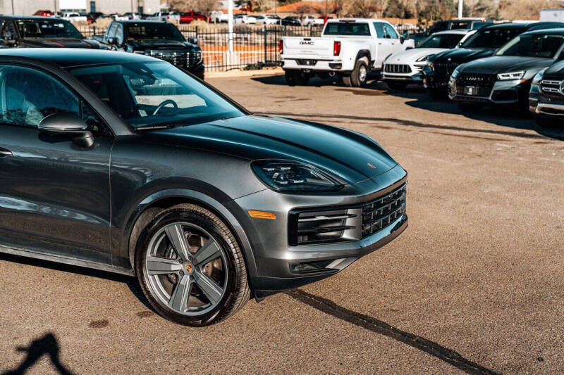 2024 Porsche Cayenne Coupe