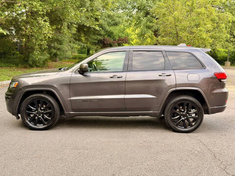 2017 Jeep Grand Cherokee Altitude