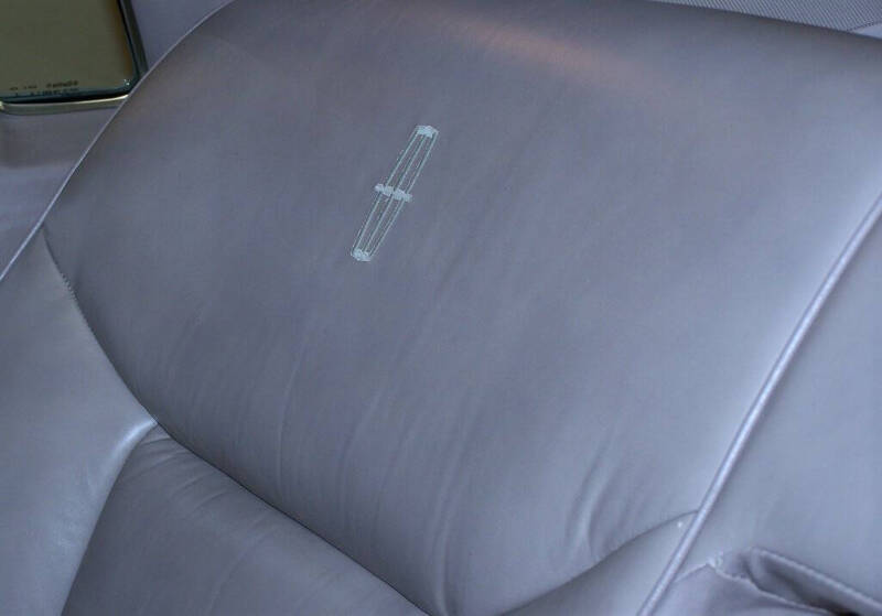 1988 Lincoln Town Car Signature