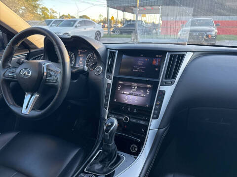 2021 Infiniti Q50 Luxe