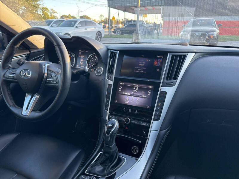 2021 Infiniti Q50 Luxe