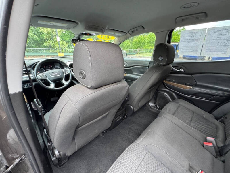 2019 GMC Acadia SLE-1
