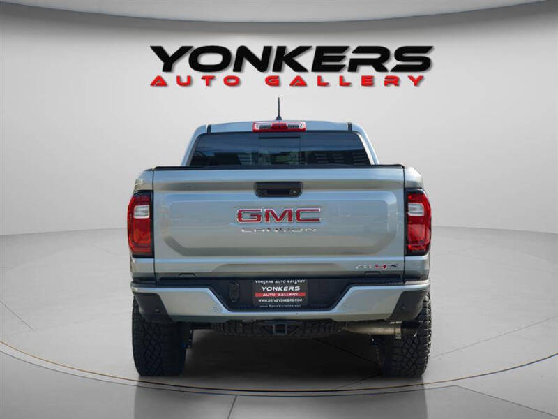 2024 GMC Canyon AT4X