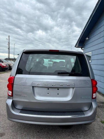 2015 Dodge Grand Caravan SE