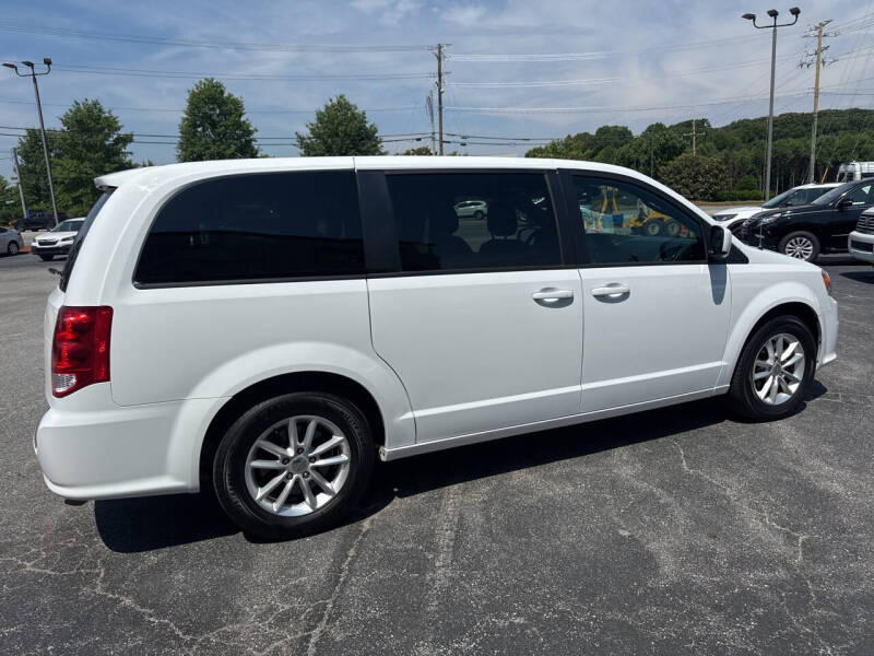 2020 Dodge Grand Caravan SE Plus