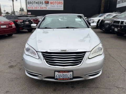 2012 Chrysler 200 Touring
