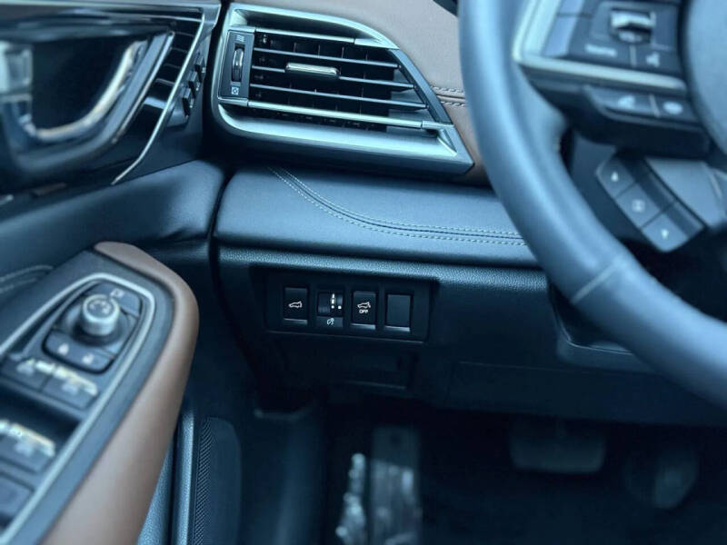 2022 Subaru Outback Touring