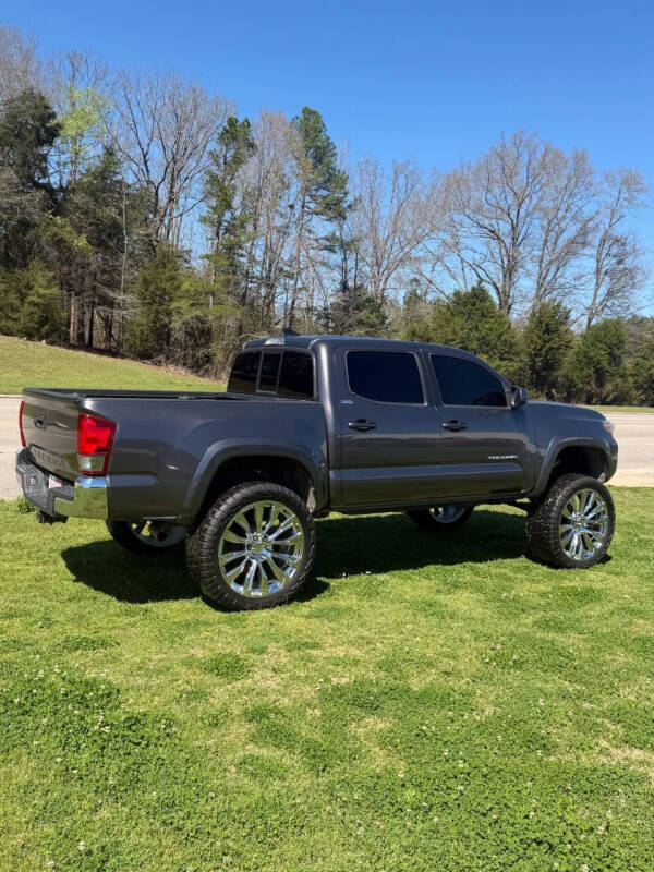 2017 Toyota Tacoma