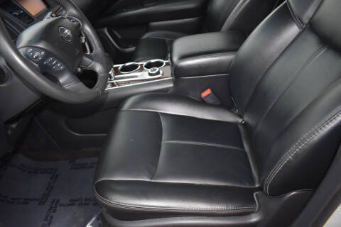 2016 Nissan Pathfinder SL