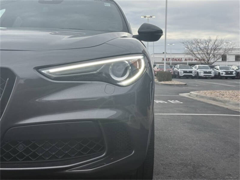 2021 Alfa Romeo Stelvio Quadrifoglio