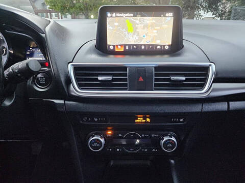 2018 Mazda MAZDA3 Grand Touring