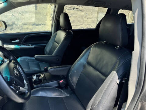 2017 Toyota Sienna