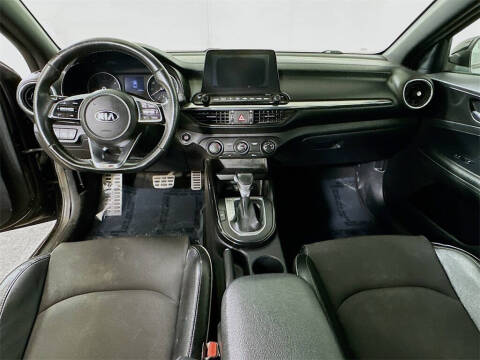 2020 Kia Forte GT Line