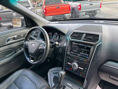 2016 Ford Explorer Sport