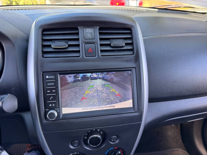 2019 Nissan Versa SV