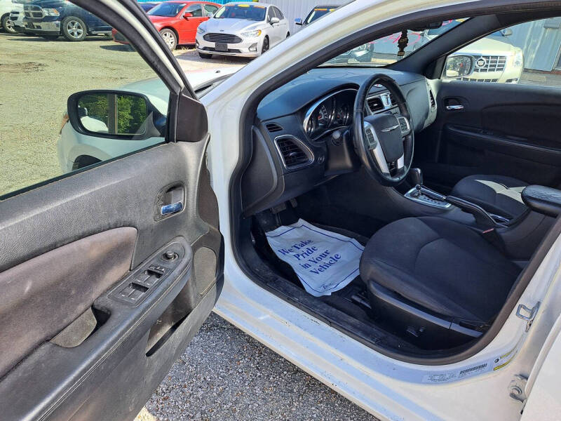 2014 Chrysler 200 Touring