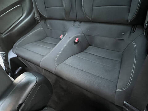 2015 Ford Mustang V6