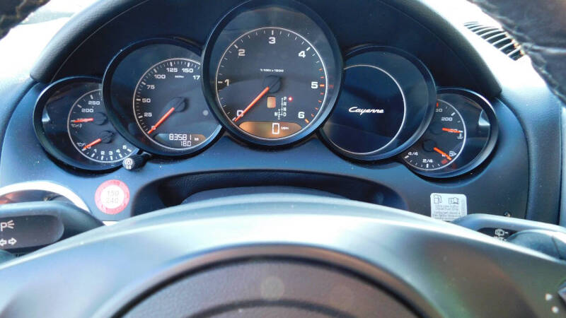 2014 Porsche Cayenne Platinum Diesel