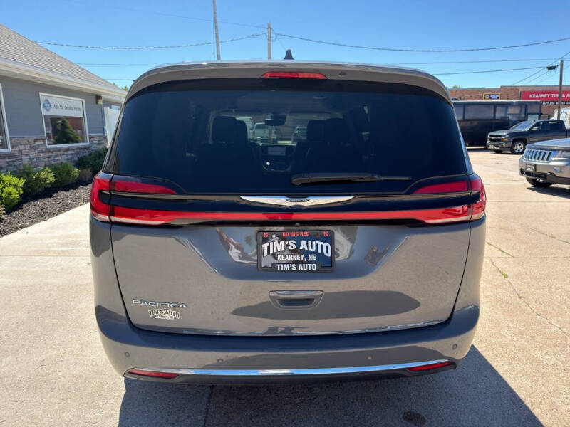 2022 Chrysler Pacifica Touring L