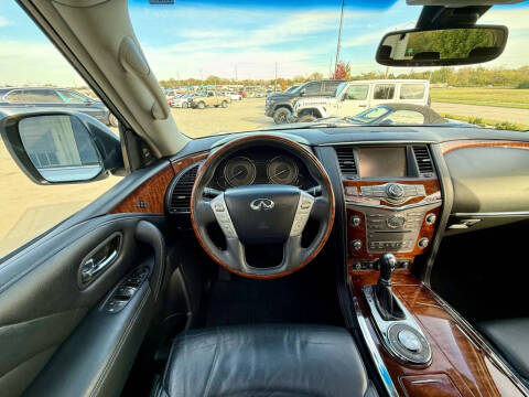 2015 Infiniti QX80