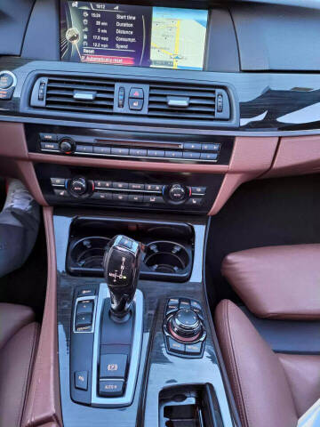 2013 BMW 5 Series 528i