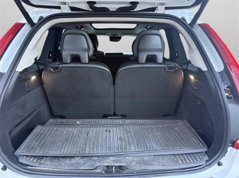 2018 Volvo XC90 T5 Momentum 7-Passenger