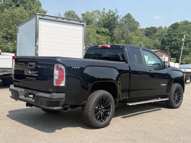 2022 GMC Canyon Elevation Standard