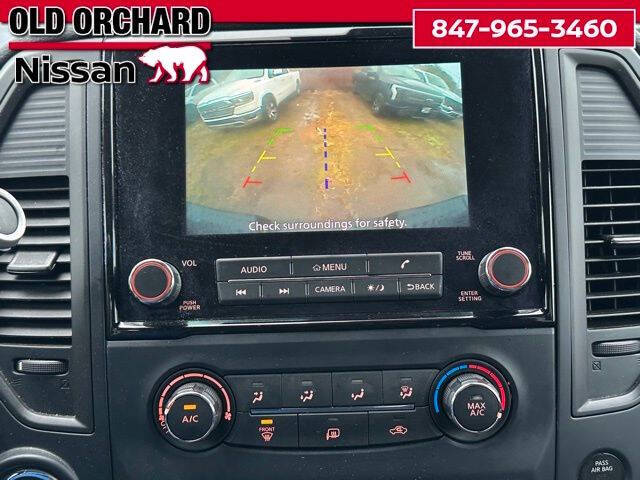 2023 Nissan Titan SV