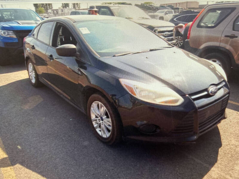 2013 Ford Focus S photo 4